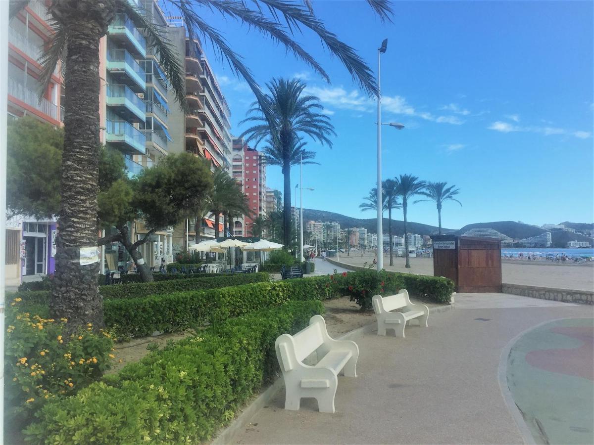 Renovated Apartment Steps Away From The Beach Кульєра Екстер'єр фото