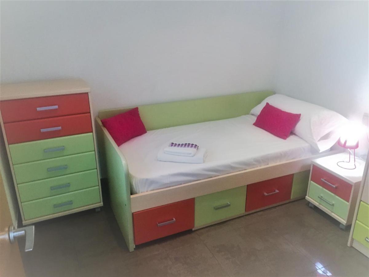 Renovated Apartment Steps Away From The Beach Кульєра Екстер'єр фото
