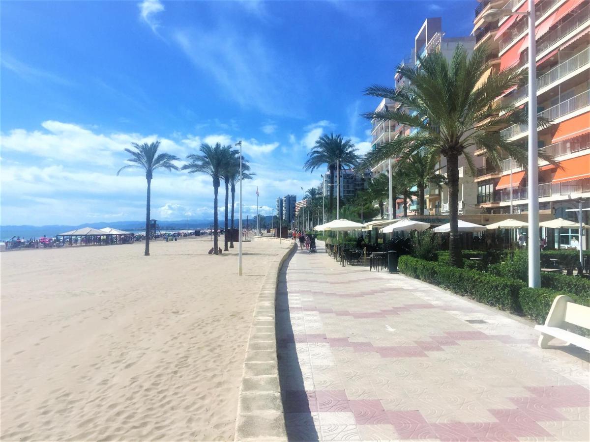 Renovated Apartment Steps Away From The Beach Кульєра Екстер'єр фото